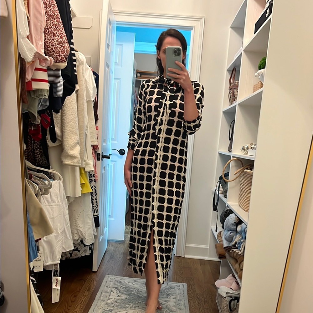 Elegant Black and White Checkered Dress
